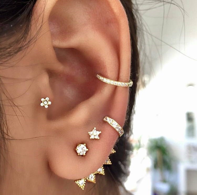 ear02